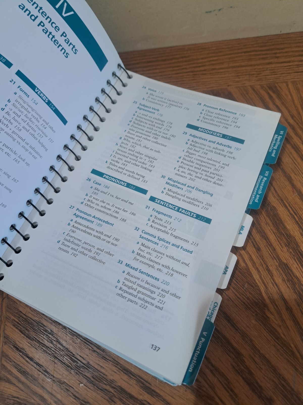 Little Brown Compact Handbook – Spiral-bound By Aaron, Jane E.