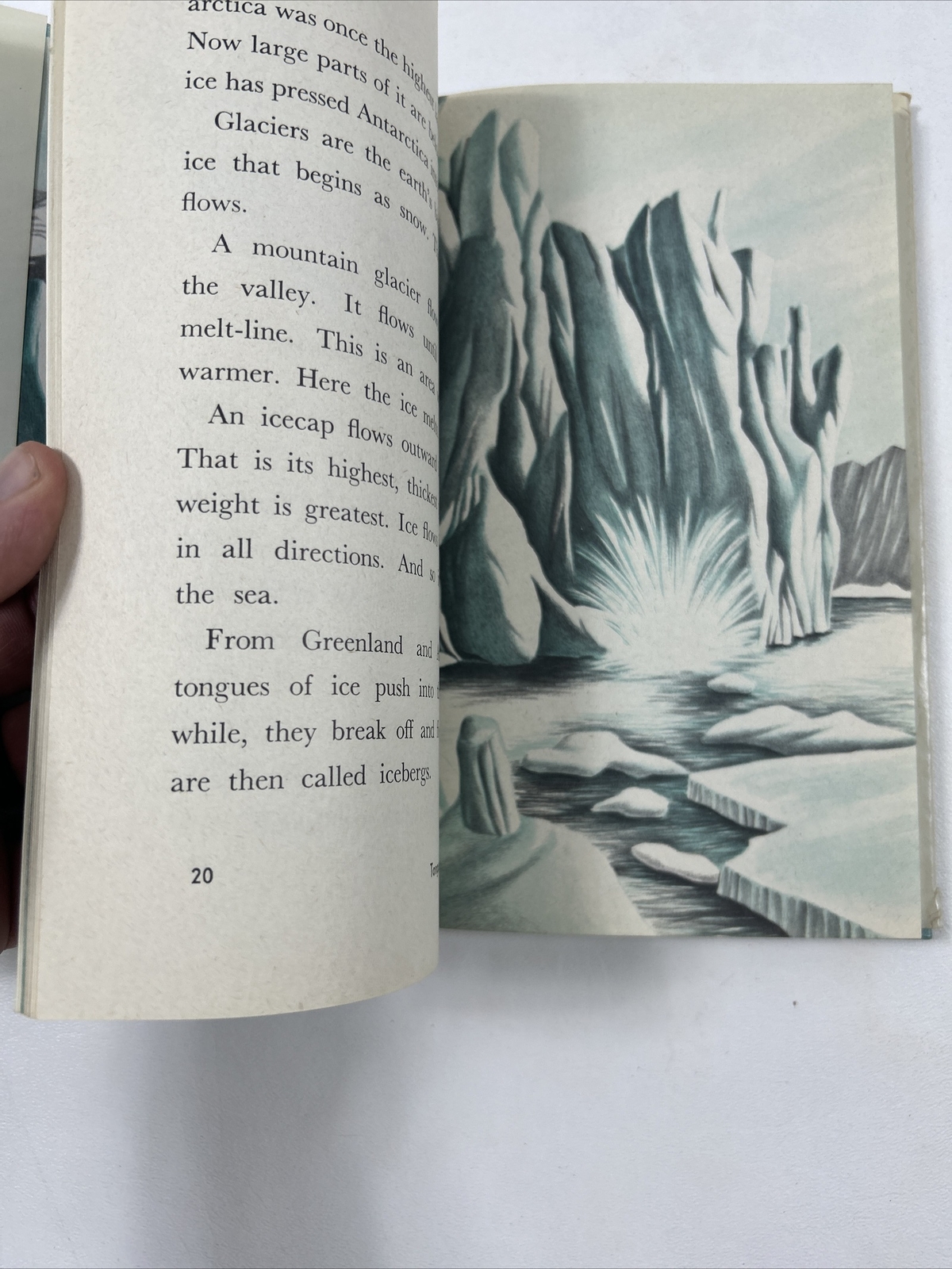 Icebergs And Glaciers – Patricia Lauber (Hardcover, 1961, Dust Jacket)