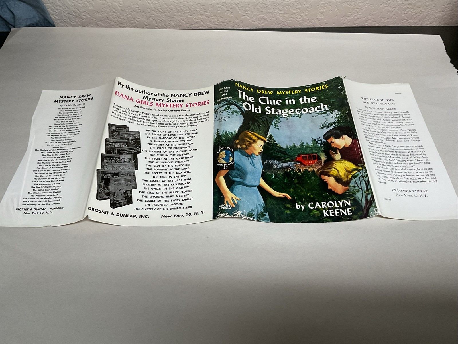 Nancy Drew Book #37 The Clue In The Old Stagecoach Tweed With DJ 1960 RT