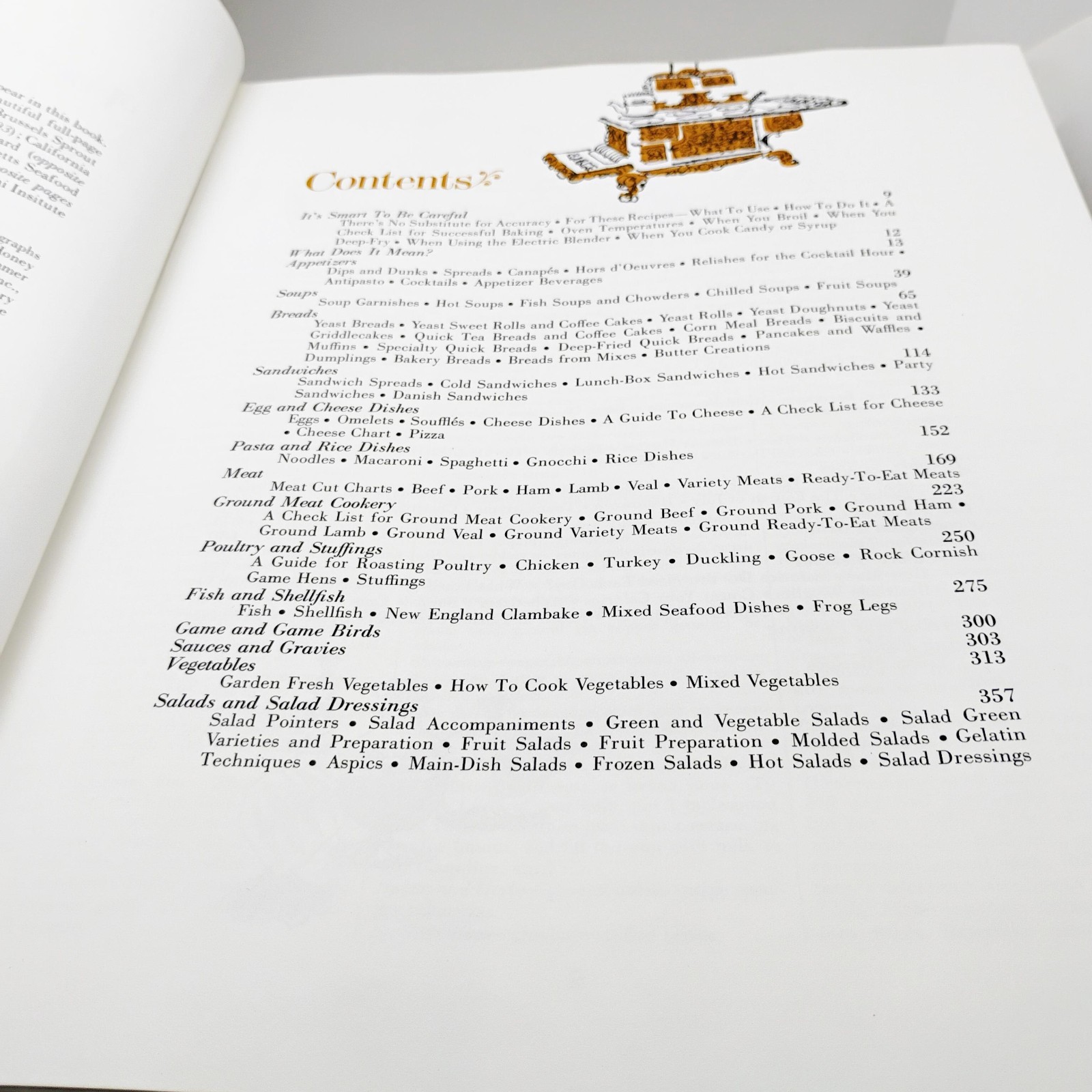 The New World Encyclopedia Of Cooking 1972 With 768 Pages Cook Book