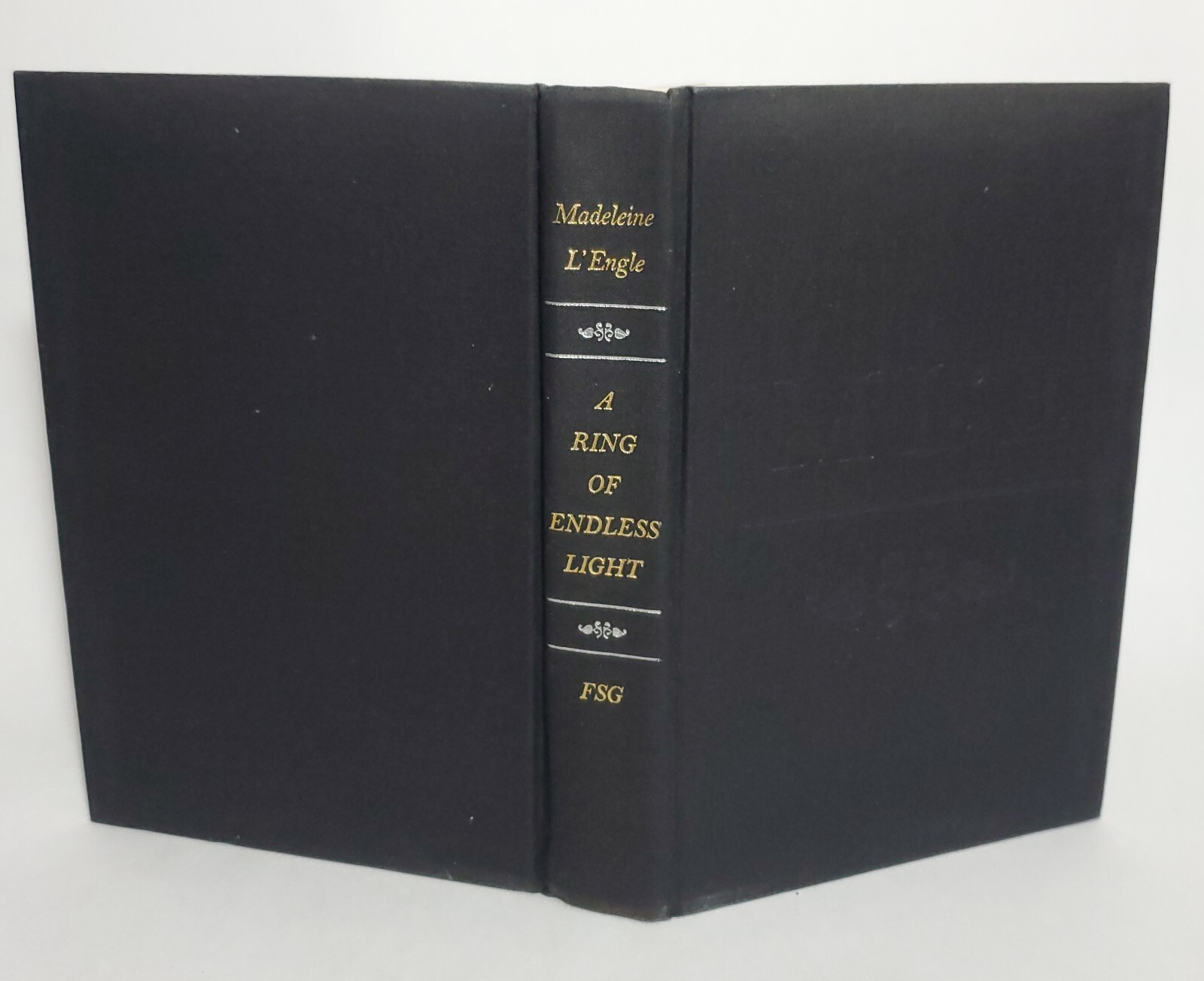 A Ring of Endless Light Madeleine L’Engle 1980 First Edition First Print HC$DJ