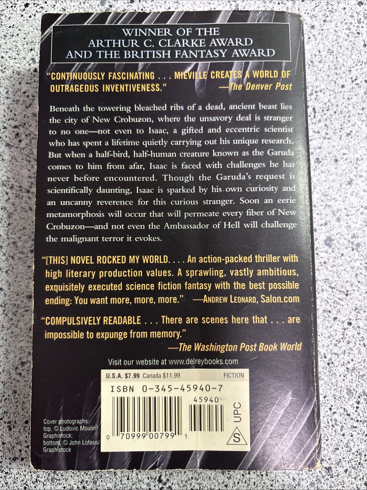 Perdido Street Station by China Miéville (2003, Mass Market)