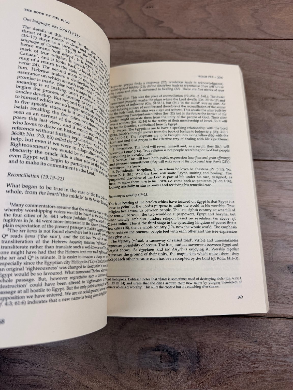 The Prophecy of Isaiah J. Alec Motyer 1993 Commentary Biblical Studies