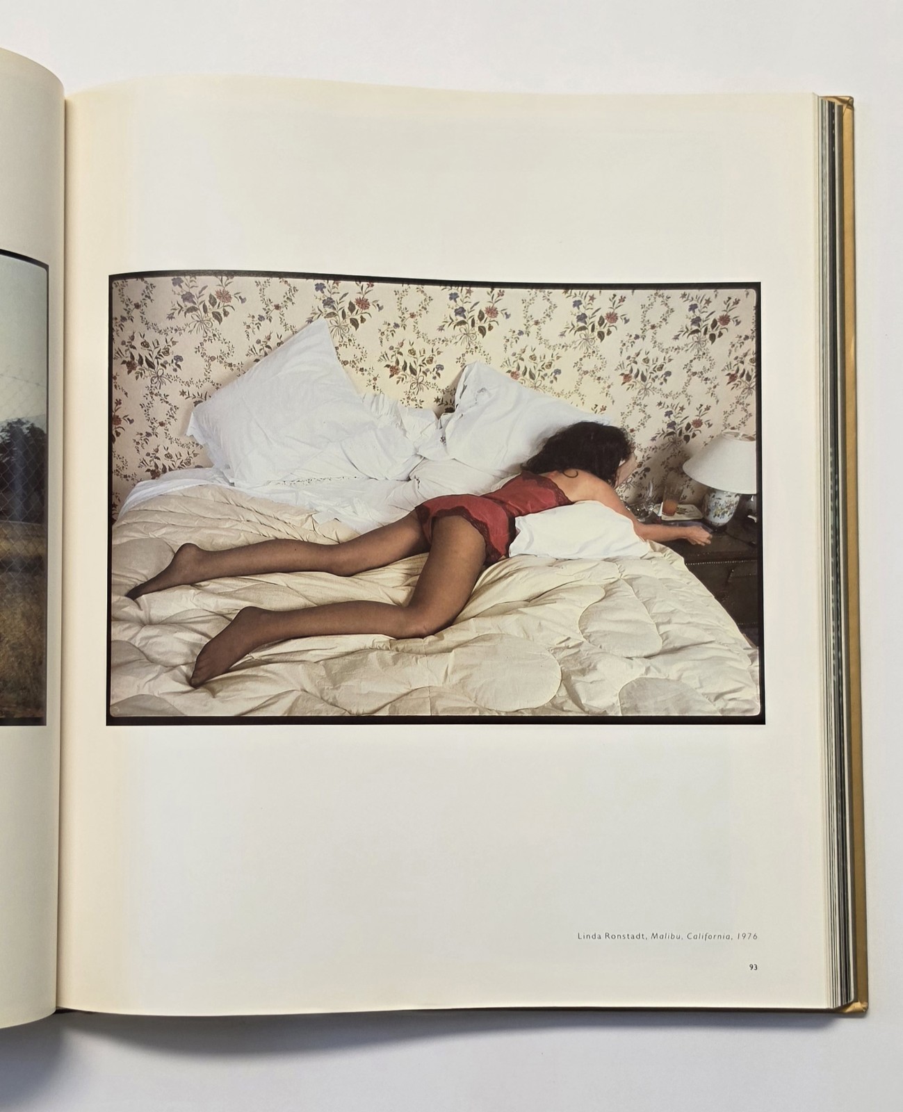 Annie Leibovitz: Photographs 1970-1990 First Editon Harcover Book Dust Cover