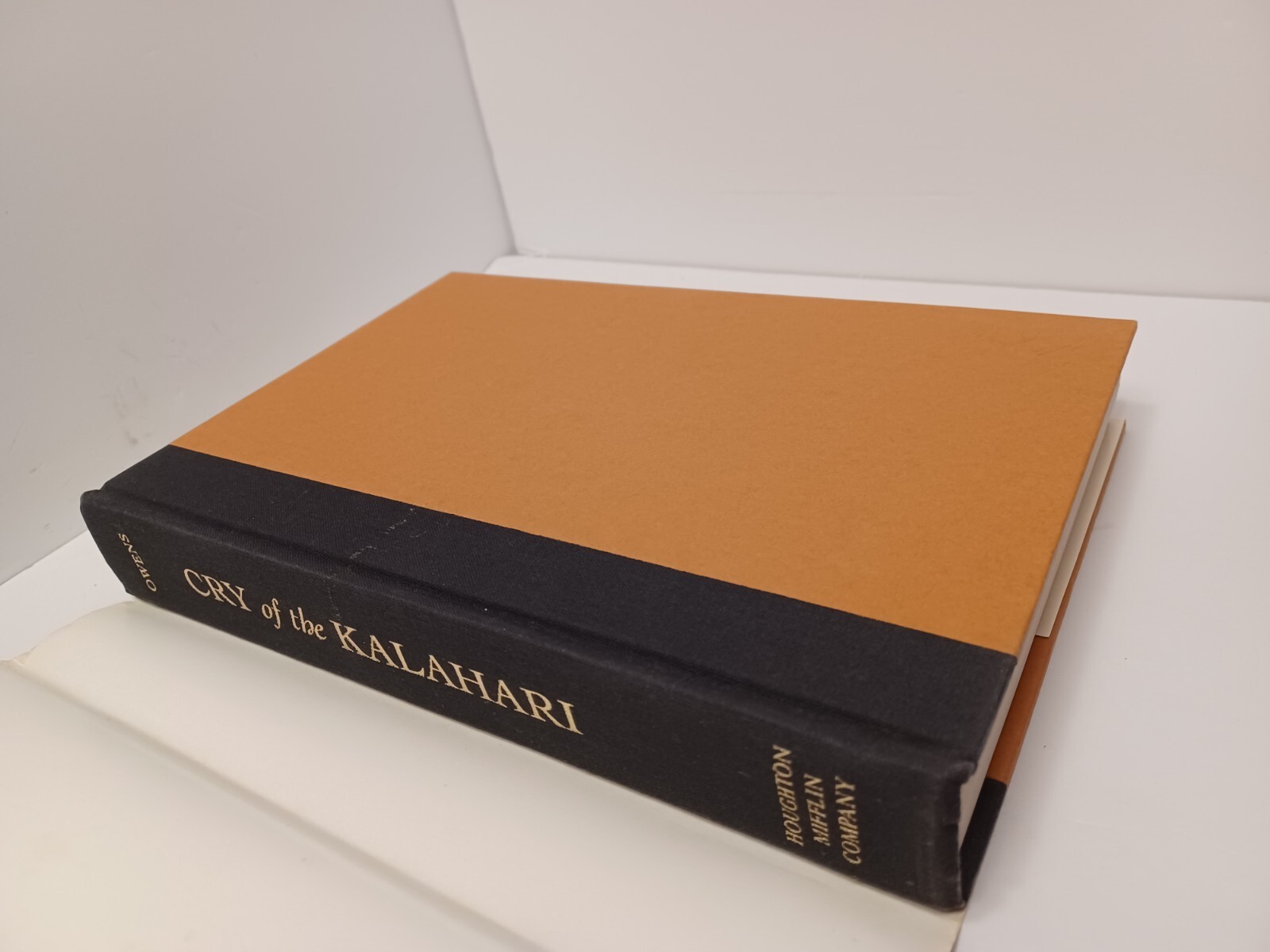 Cry of the Kalahari by Mark & Delia Owens – 1984 – RARE – HC/DJ – 1ST Edition