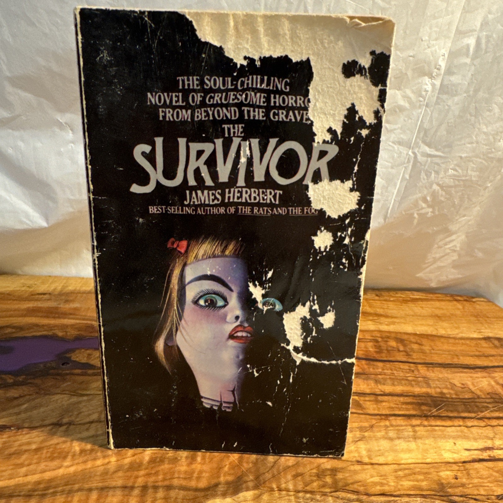 THE SURVIVOR 1977 PAPERBACK BOOK BY JAMES HERBERT
