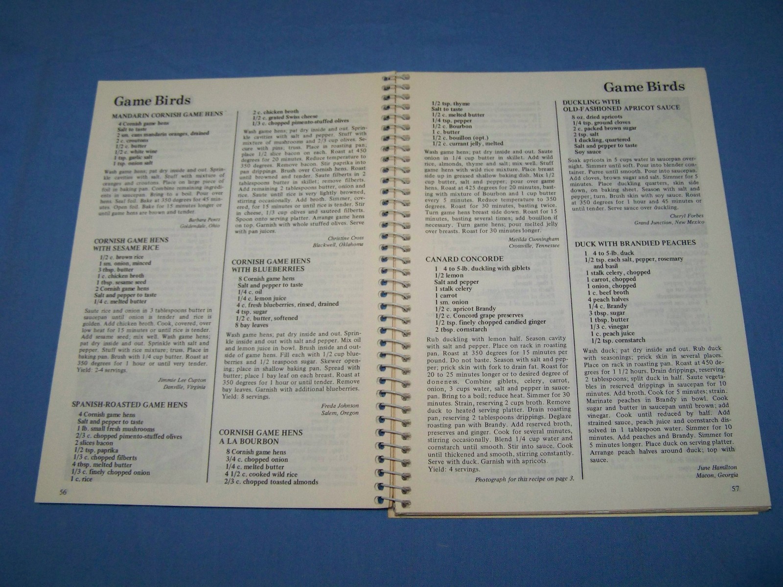 Vtg Set Of 4 CookBook Collectibles. Favorite Recipes Press 1985