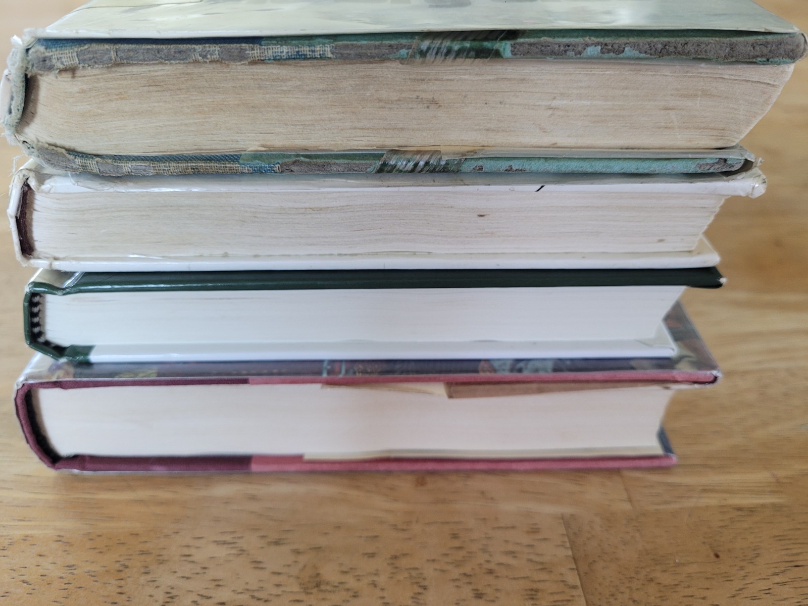 4 Louis L’Amour Hardcover Book -2 Large Print -Sackett Companion-Ex Lib