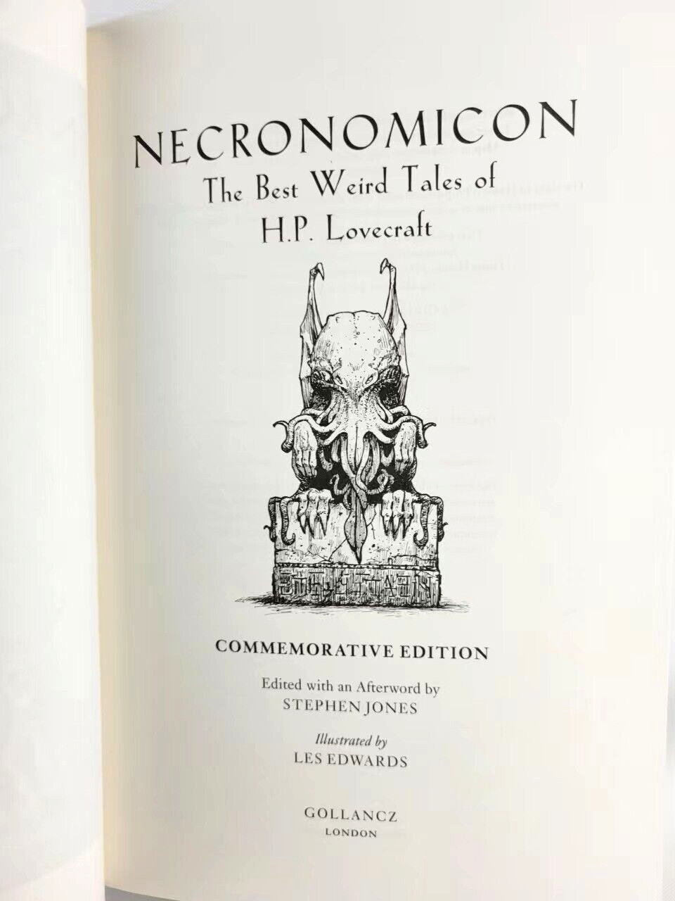 NECRONOMICON & ELDRITCH TALES of H.P. Lovecraft Set of 2 Deluxe Leather Classics