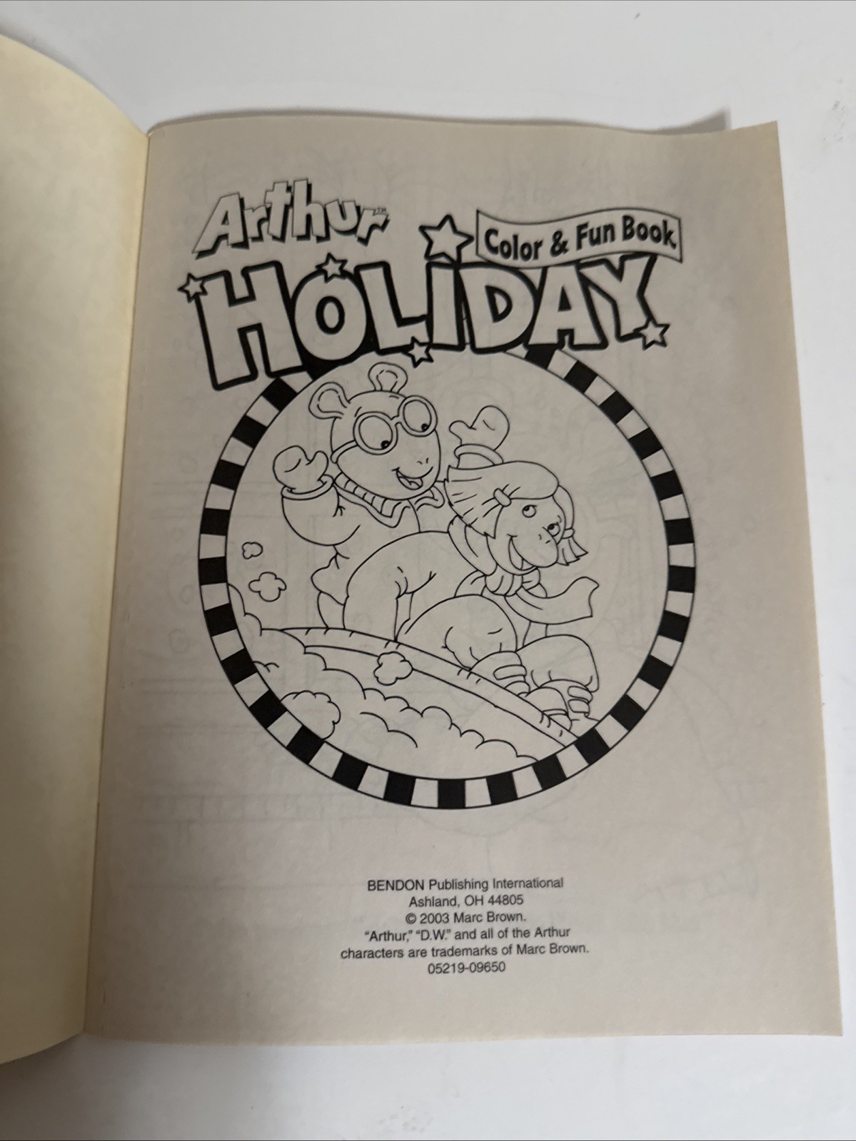 Arthur Holiday Color Fun Book – Paperback 30 pages