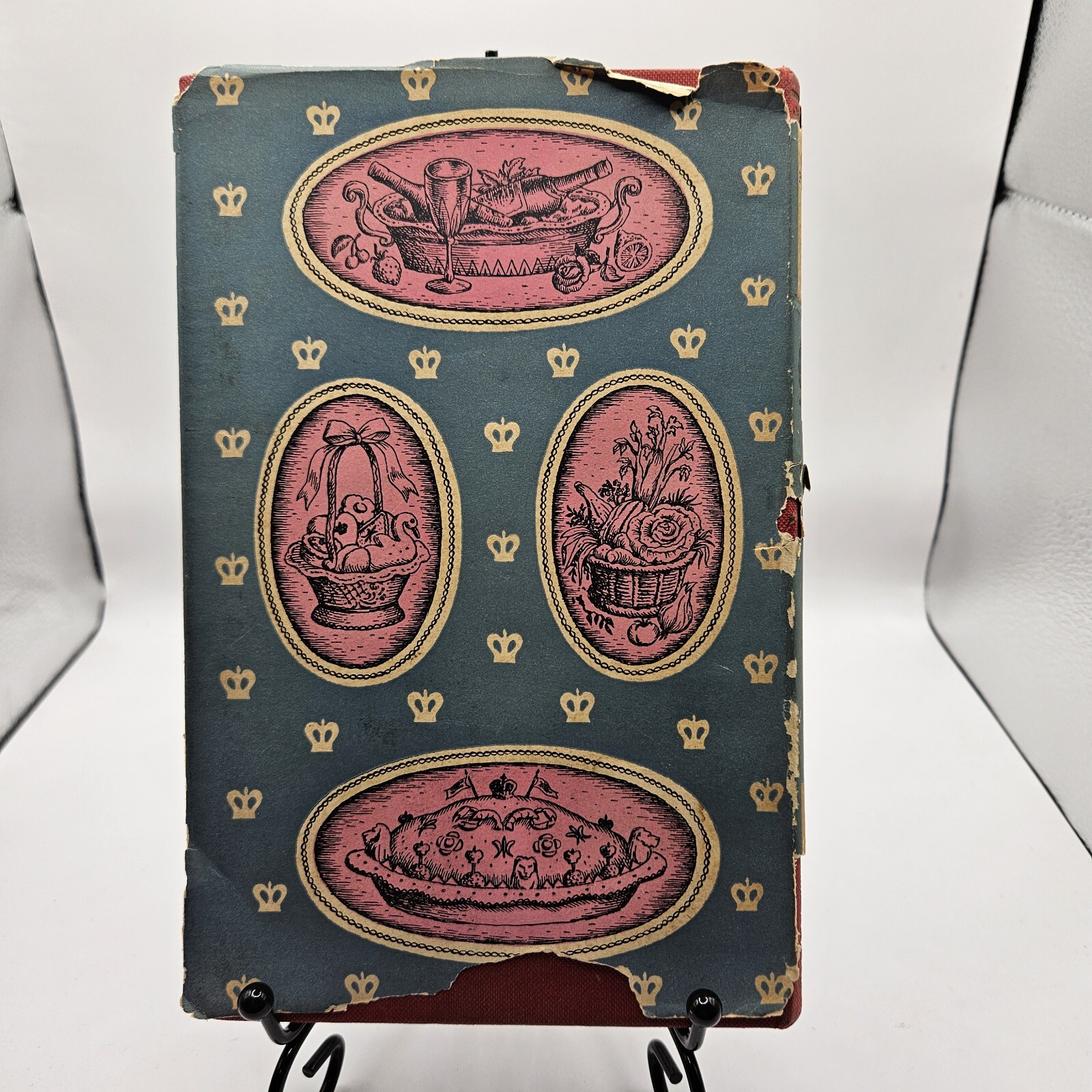Court Favourites By Elizabeth Craig 1953 DJ HB Andre Deutsch