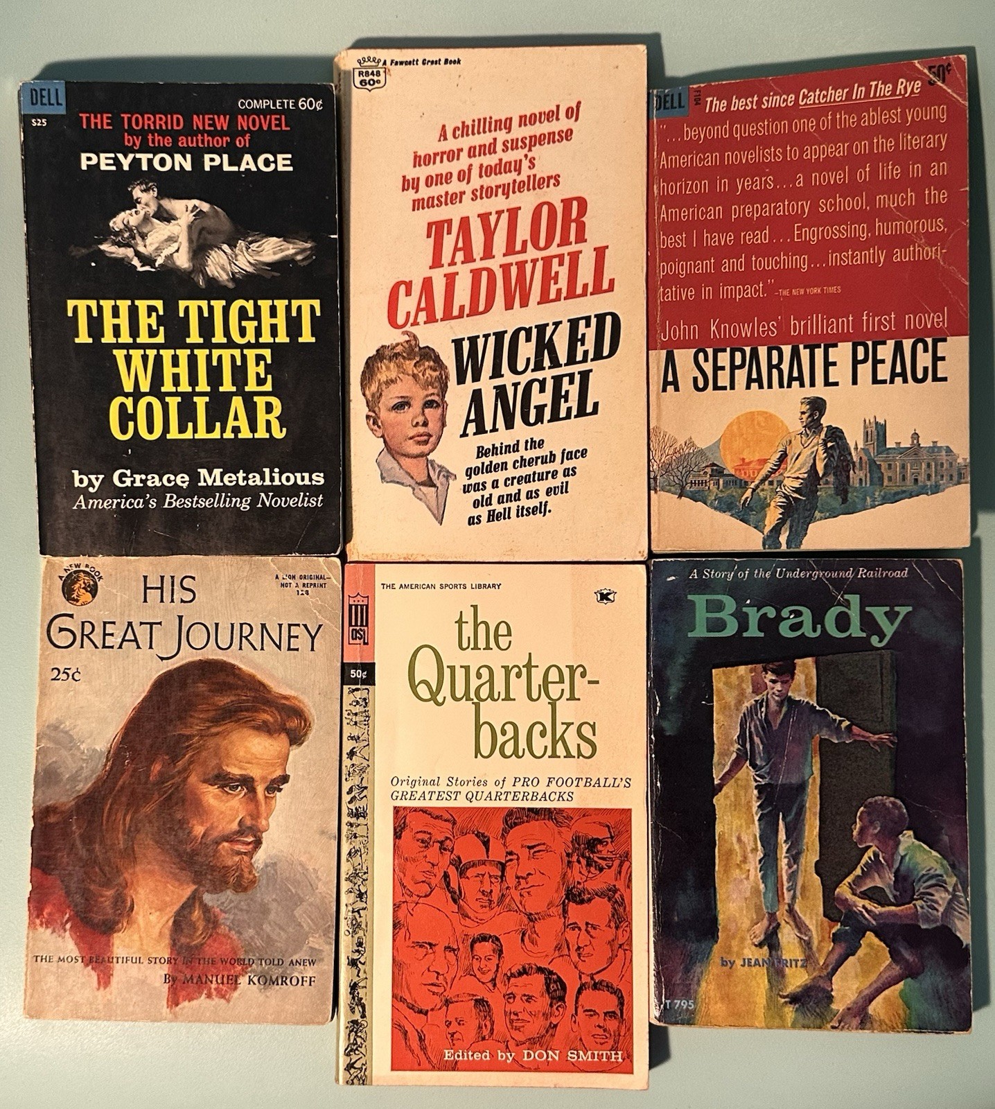 [LOT of 50] Vintage Paperbacks Great Authors & Titles Various Mixed Genres Clean