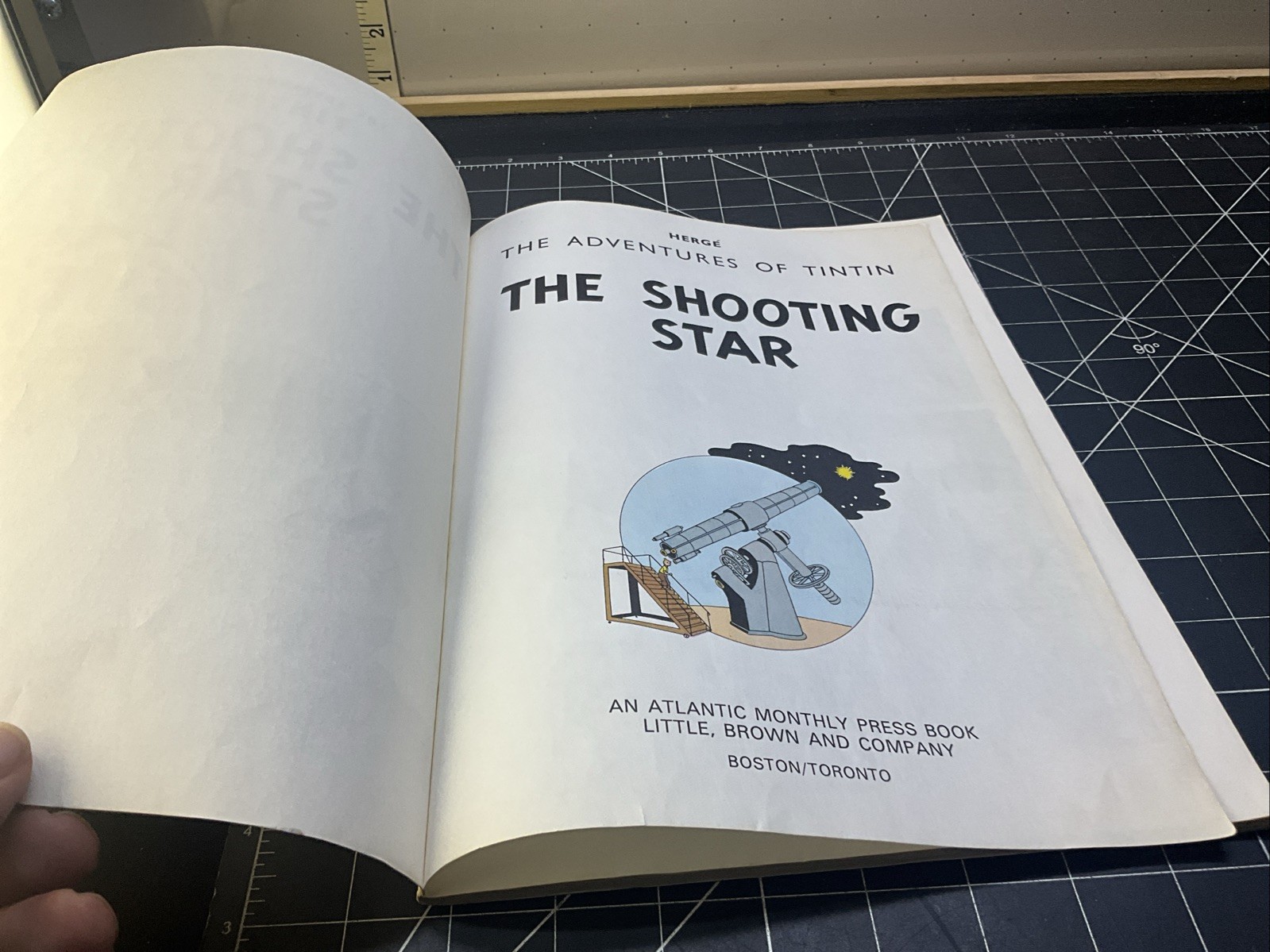 Herge The Adventures Of Tintin – The Shooting Star 1st American Edition Paperbac