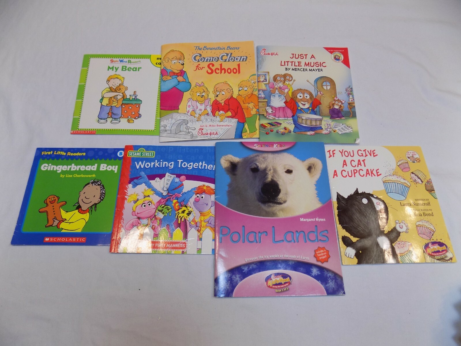 Children’s Book Lot Paperback LOT Thin Scholastic Sesame Street Chickfila + Kids