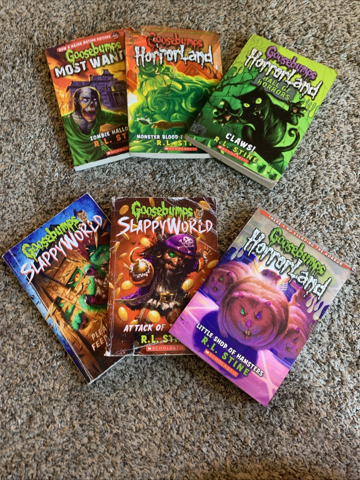 Lot of Vintage Goosebumps Books VHS DVD 27 Items Total 90s Stine R.L