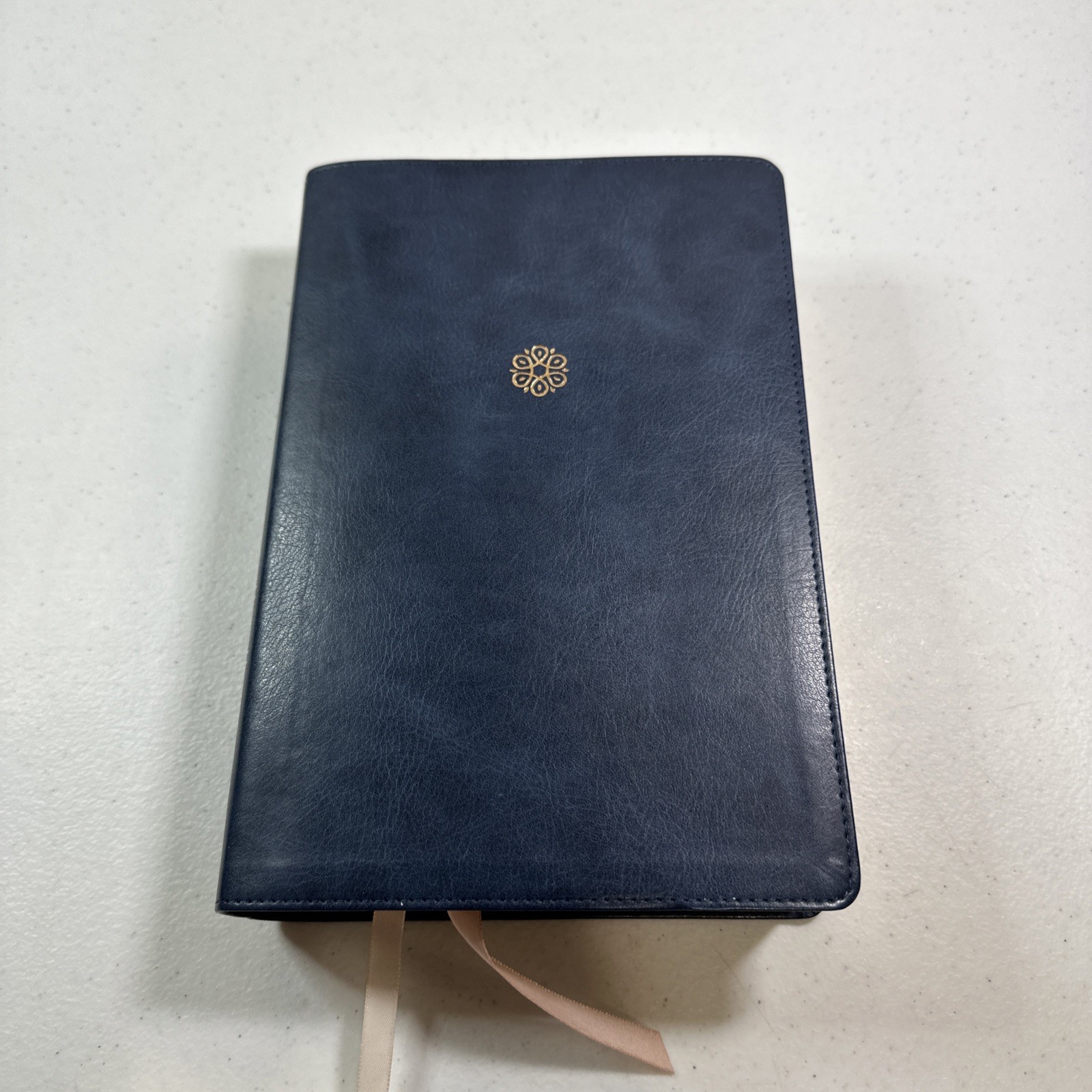 NKJV, The Woman’s Study Bible, Leathersoft, Blue, Red Letter, Full-Color Edi…