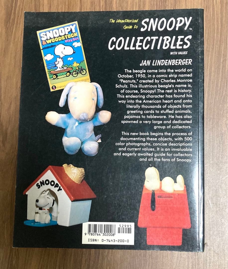 Snoopy Collectibles Collection Book Vintage Peanuts Character Guide 11.0×8.5in
