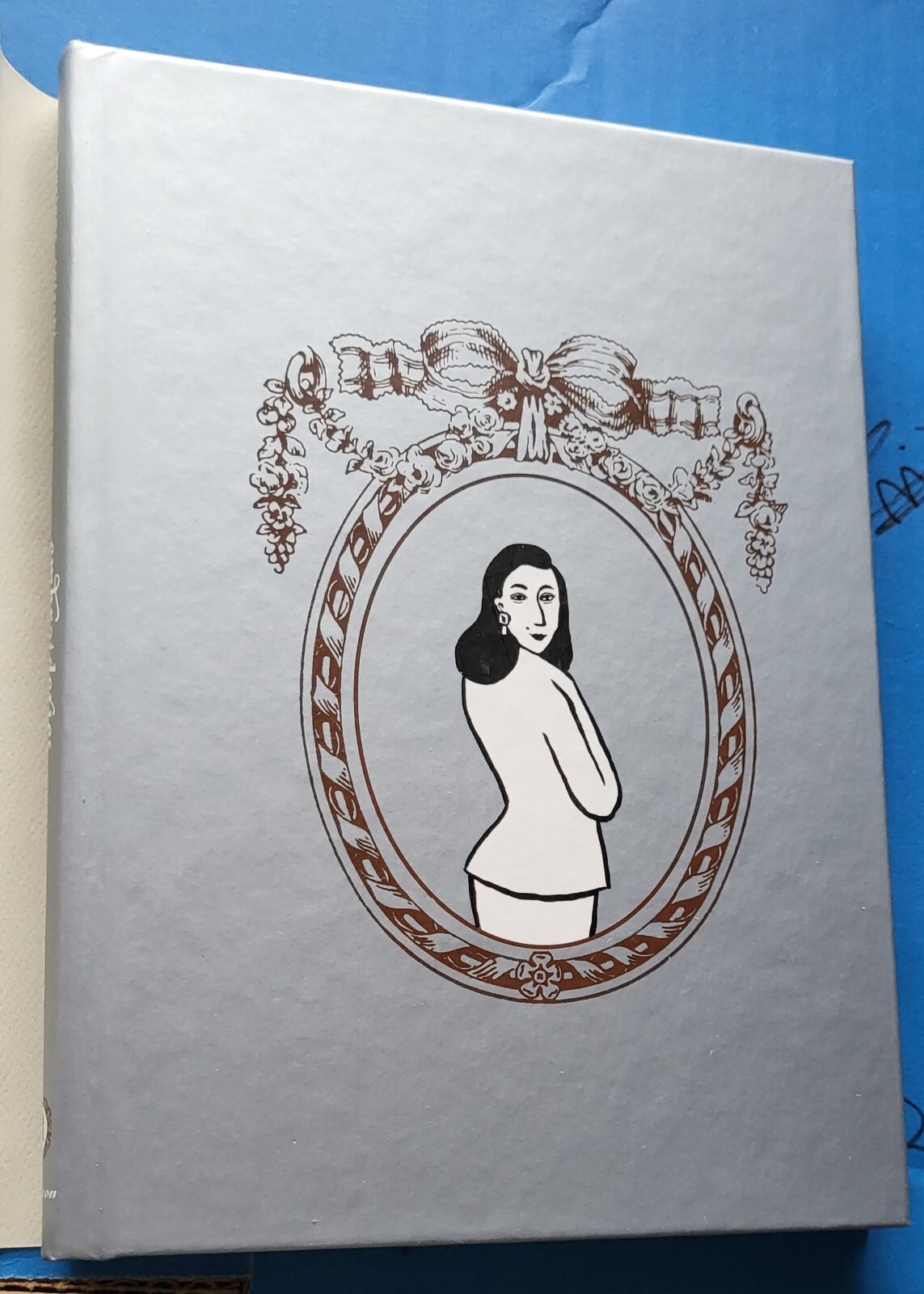 Embroideries Hardcover Marjane Satrapi Graphic Novel Persepolis 1st pr Pantheon