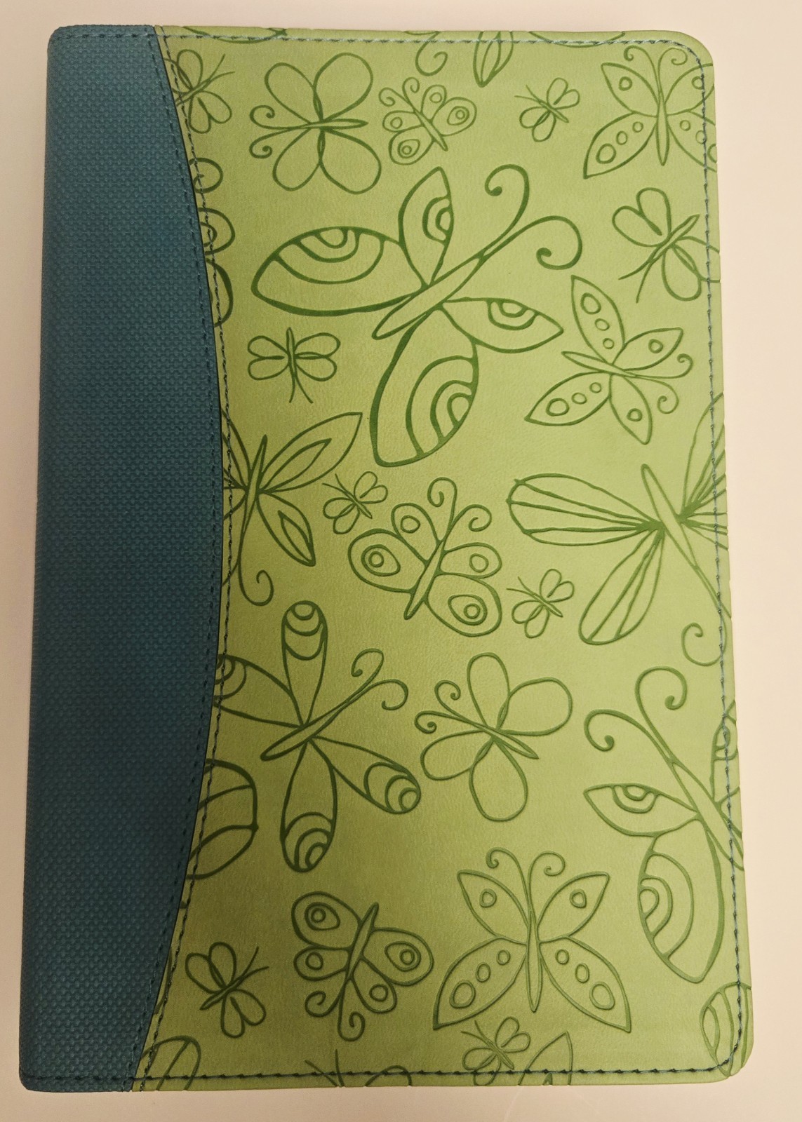 King James Version KJV Girls Study Bible Turquoise Butterfly Design Duravella