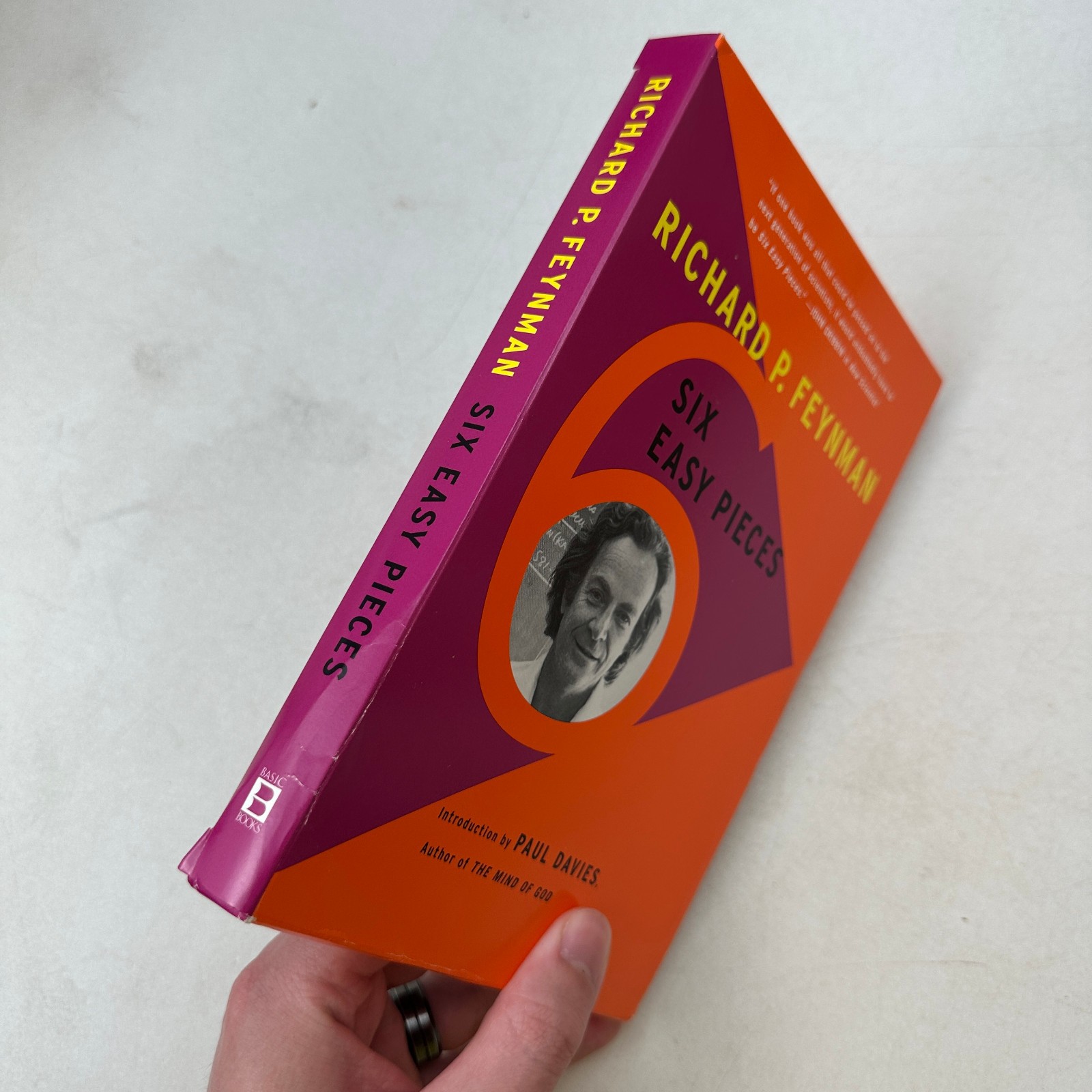 Six Easy Pieces Essentials Physics Explained Richard P. Feynman 1998 with CD