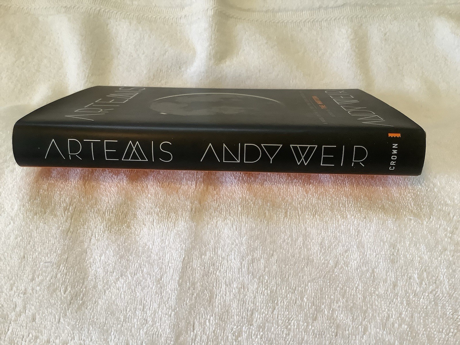 ARTEMIS – ANDY WEIR 1st ED. / 1st PRINT HARDCOVER / NEW UNREAD / PRISTINE