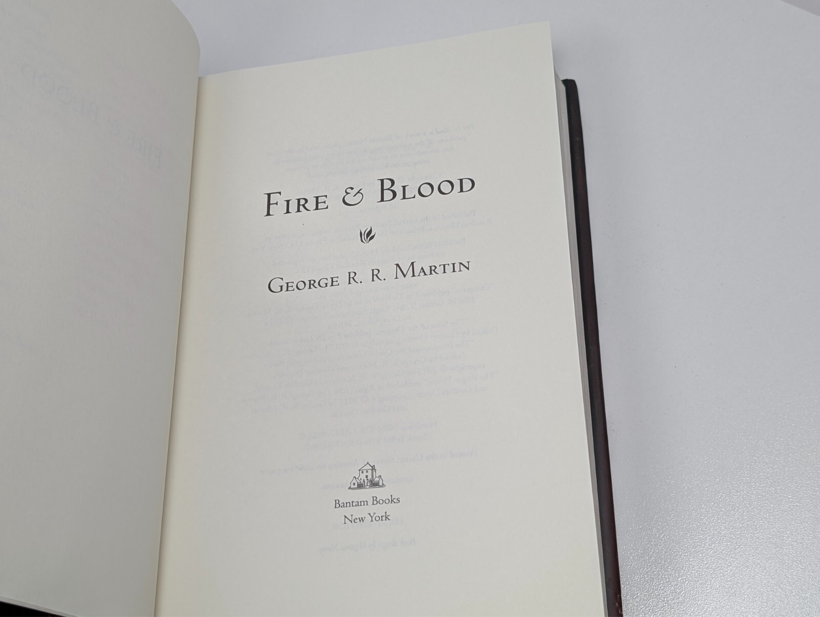 George R.R. Martin – Fire & Blood 1st Ed 1st Printing US Edition, HC, VG