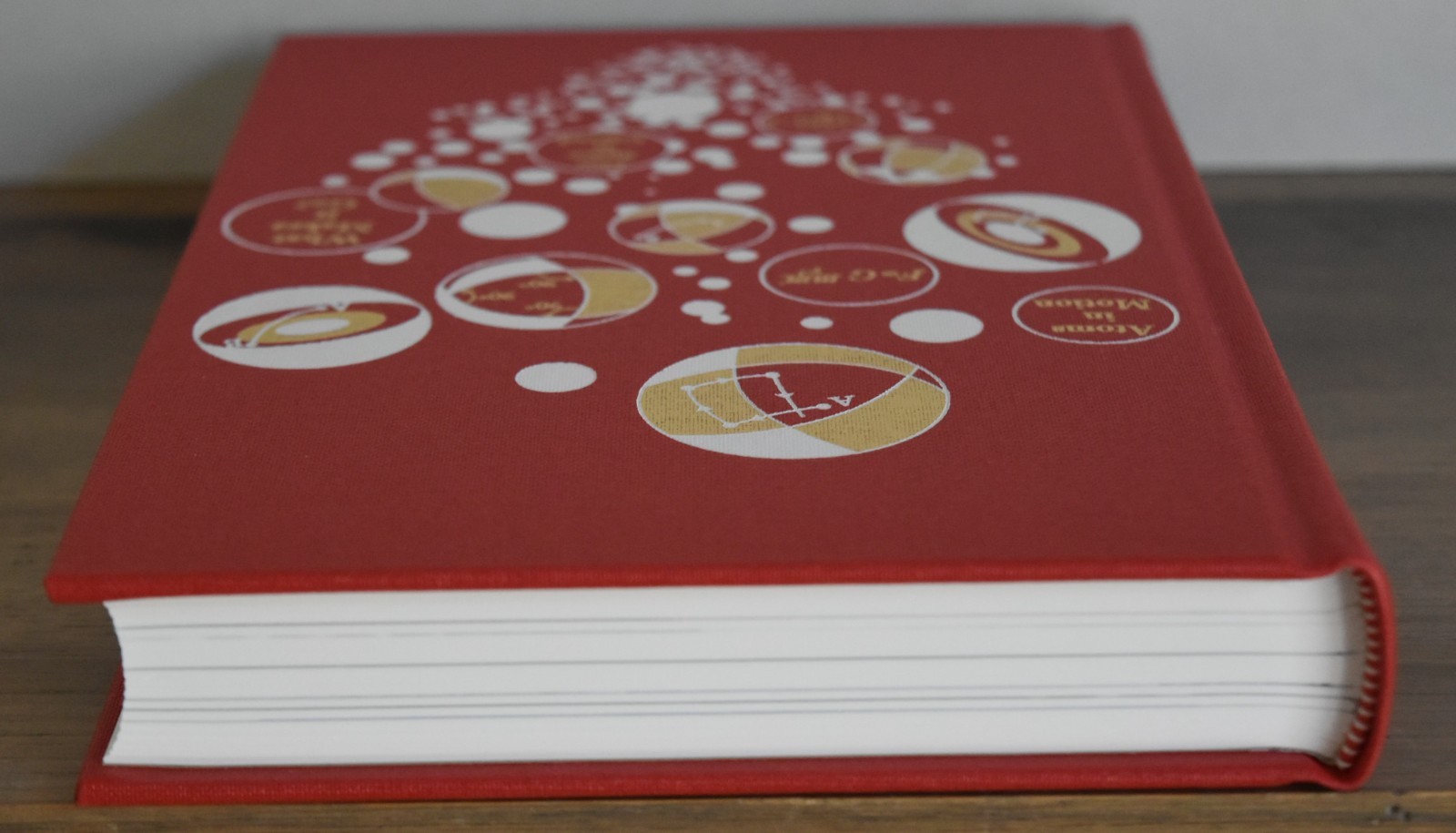Easy and Not-So-Easy Pieces by Richard P. Feynman, Folio Society, SC/HC/LN