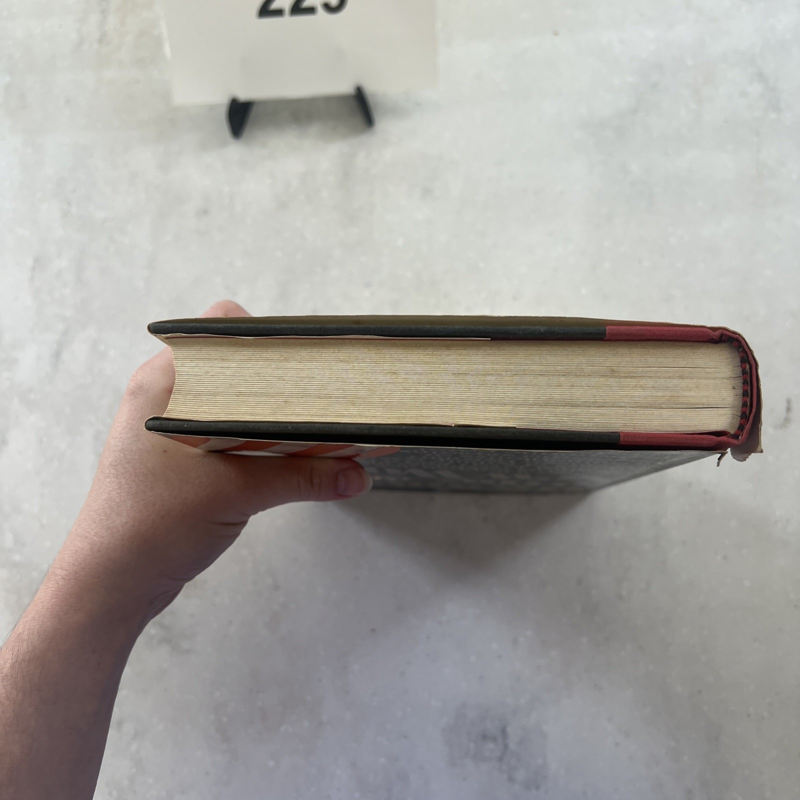 Voyagers to the New World by Nigel Davies / 1979 1st Edition Hardcover