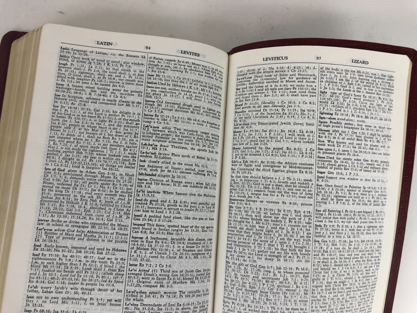 *gorgeous AMG Holman 1970s KJV Verse Reference Bible Genuine Leather UK print VG