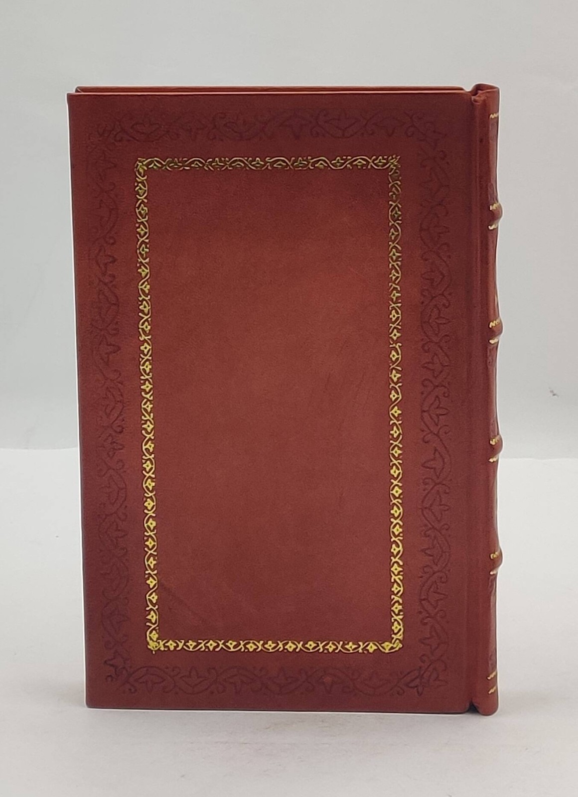 Assata: An Autobiography by Shakur, Assata [Royal Edition]