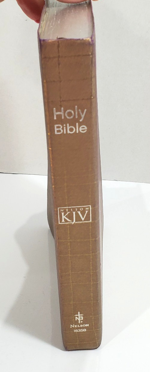 Holy Bible Red Letter Edition Gold Nelson KJV Life & Style (163SB) 1983