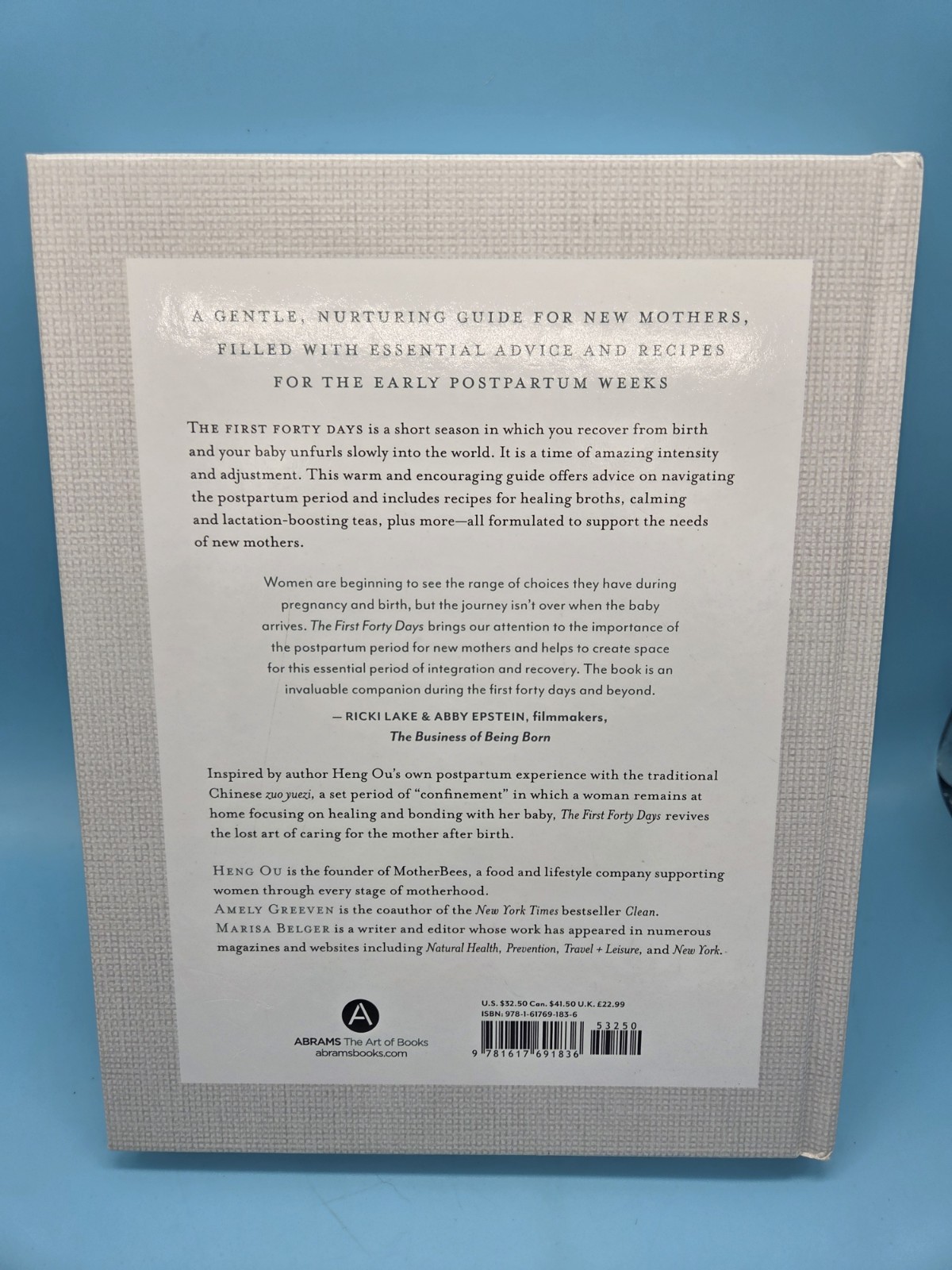 The First Forty Days: The Essential Art of Nourishing the New Mother by Heng Ou
