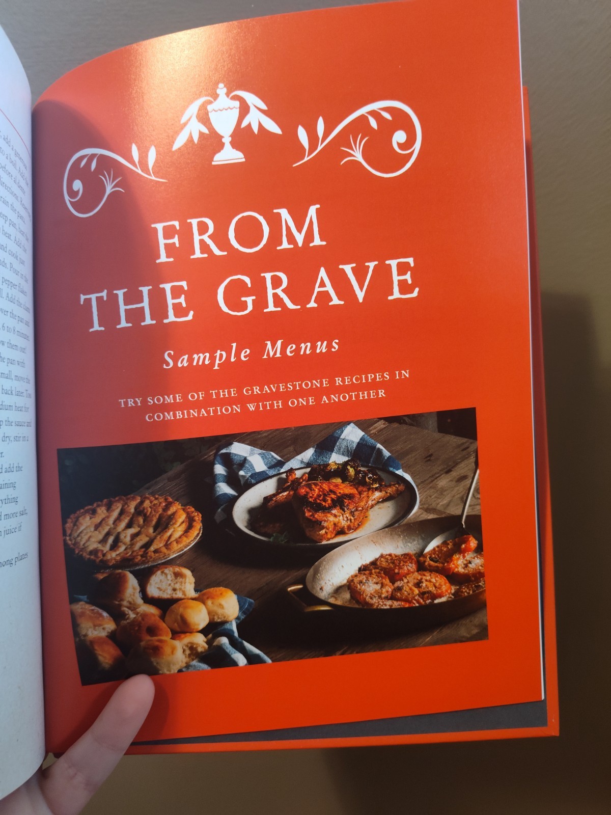 To Die For : A Cookbook of Gravestone Recipes by Rosie Grant (2025, Hardcover)
