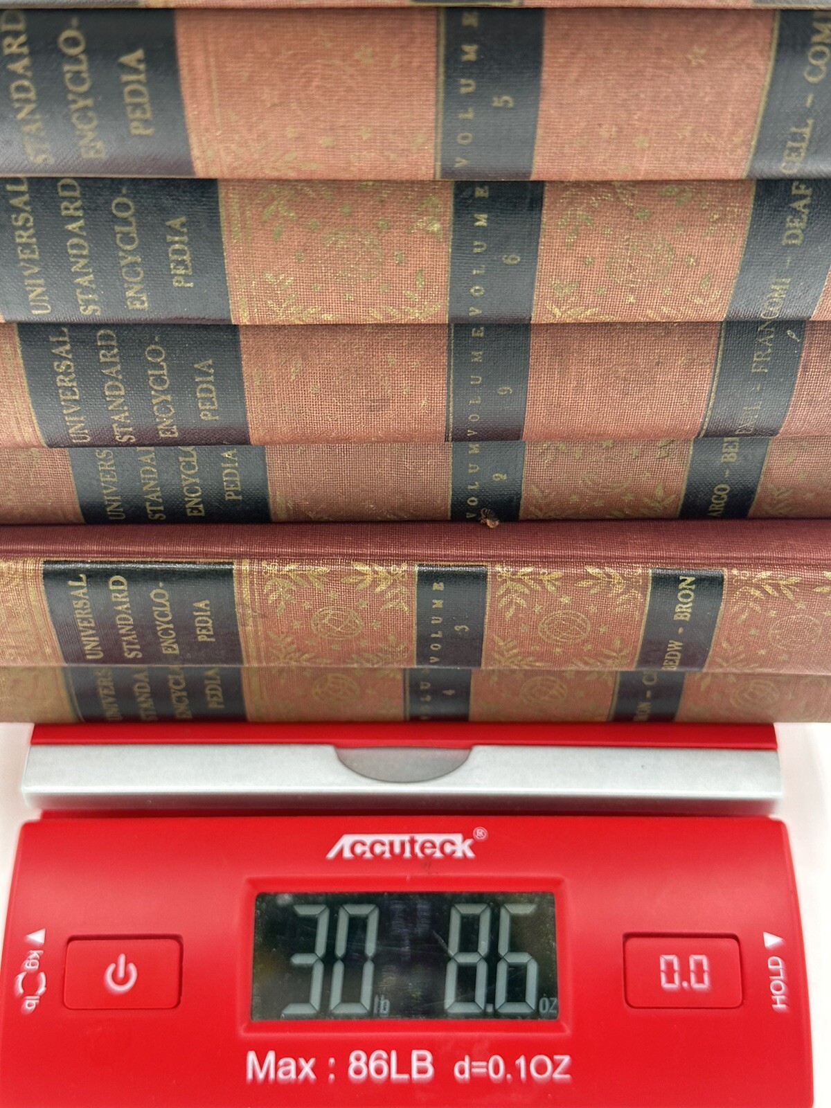 Universal Standard Encyclopedia Complete Set Volumes 2-25 (FC79-4-R)