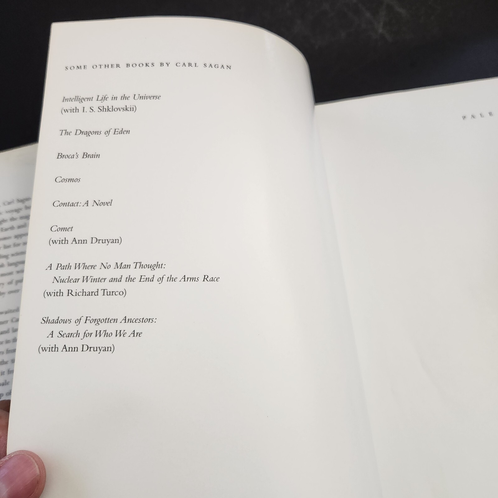 Pale Blue Dot * A Vision of the Human Future in Space 1st Edition- Carl Sagan