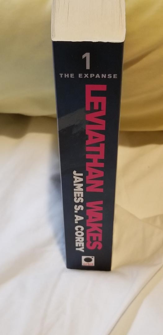 James S. A. Corey – LEVIATHAN WAKES – The Expanse 1 – new UK paperback