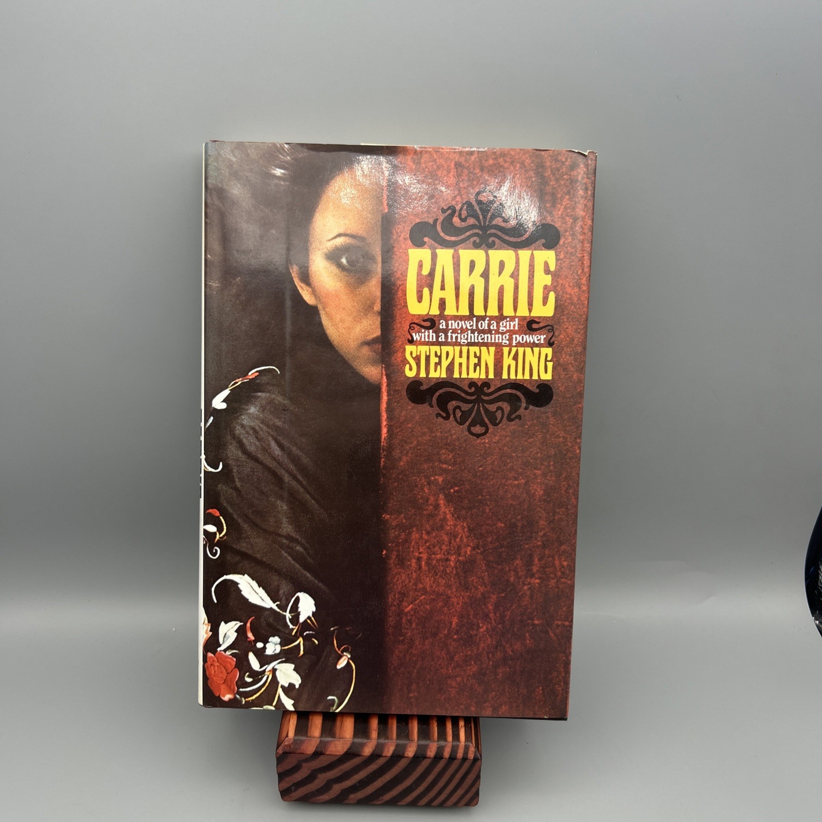 CARRIE by Stephen King First Edition 1974 Doubleday Early Print No Price