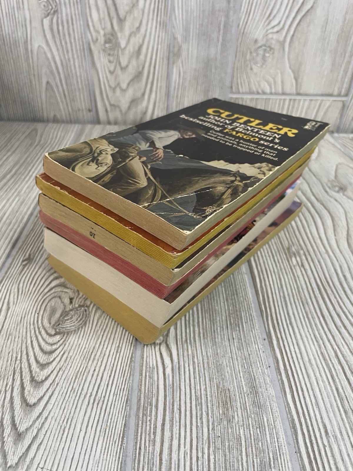Lot of 6 Western Paperbacks Zane Grey Max Brand Cowboys Adventure Action