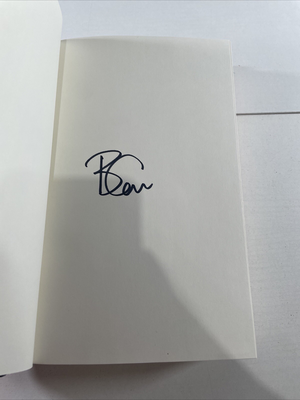 Lessons in Chemistry | Bonnie Garmus | 2022 | Hardcover | SIGNED