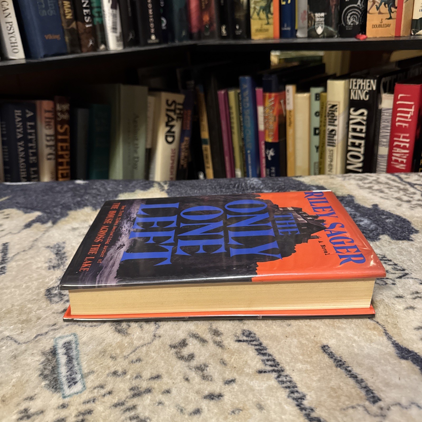 The Only One Left – Riley Sager (Hardcover) 1st/1st, Ex-Lib.