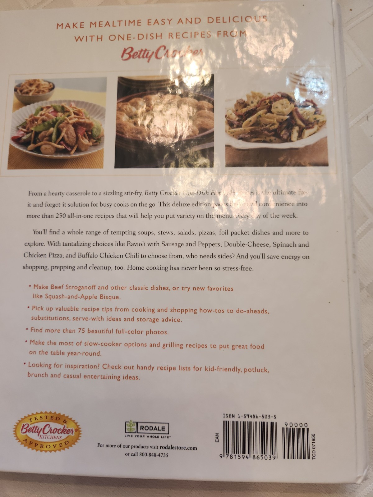 Betty Crocker One Dish Family Favorites Cookbook Hardcover 383 Pages Dinners