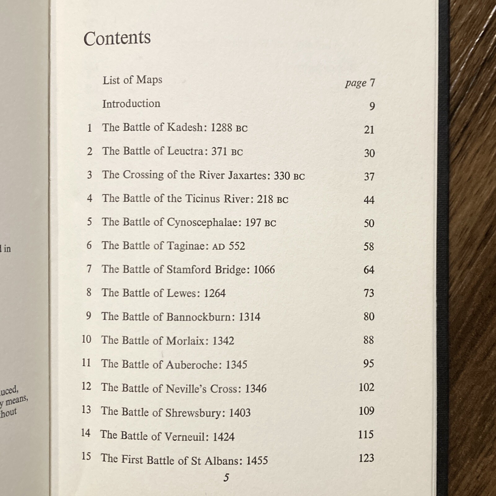 Wargaming Ancient & Medieval – Donald F. Featherstone (David & Charles 1975)