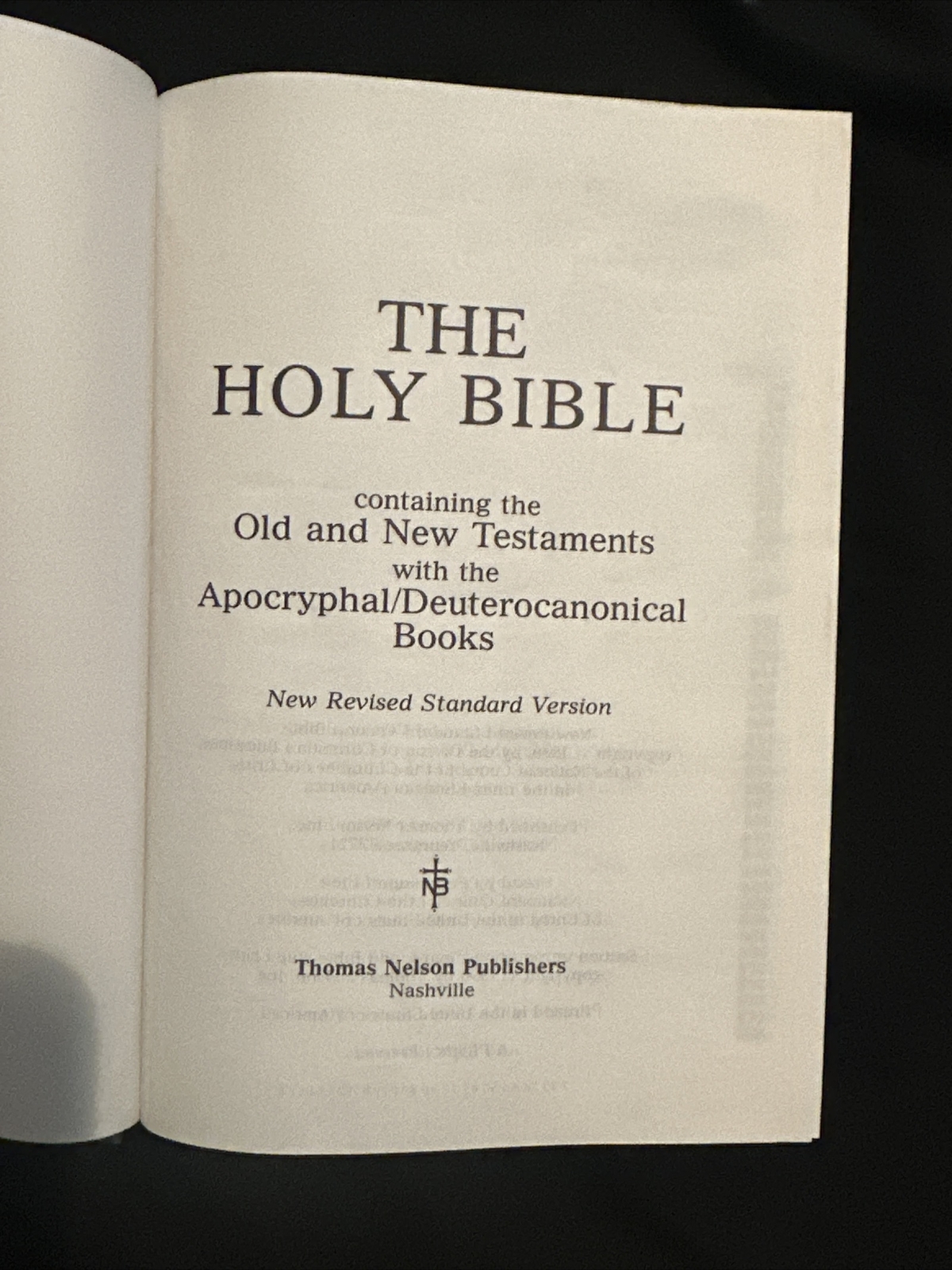 The New Revised Standard Version Holy Bible Thomas Nelson Publishers 1989
