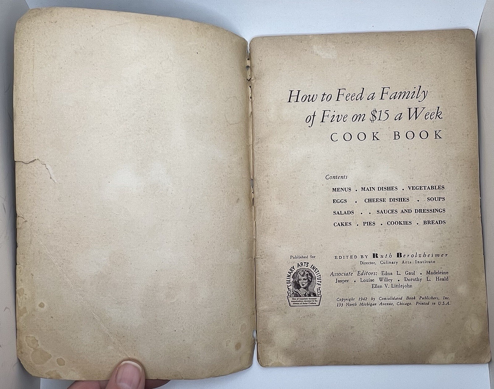 Culinary Arts Institute Cookbook 48 Pages – Ruth Berolzheimer – Copyright 1942