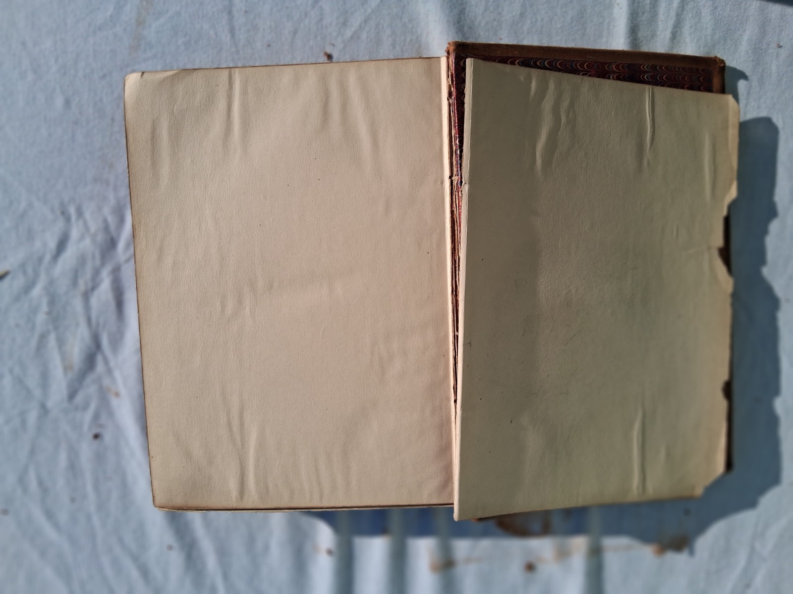 Poetical Works of Robert Burns Leather cover 1800s