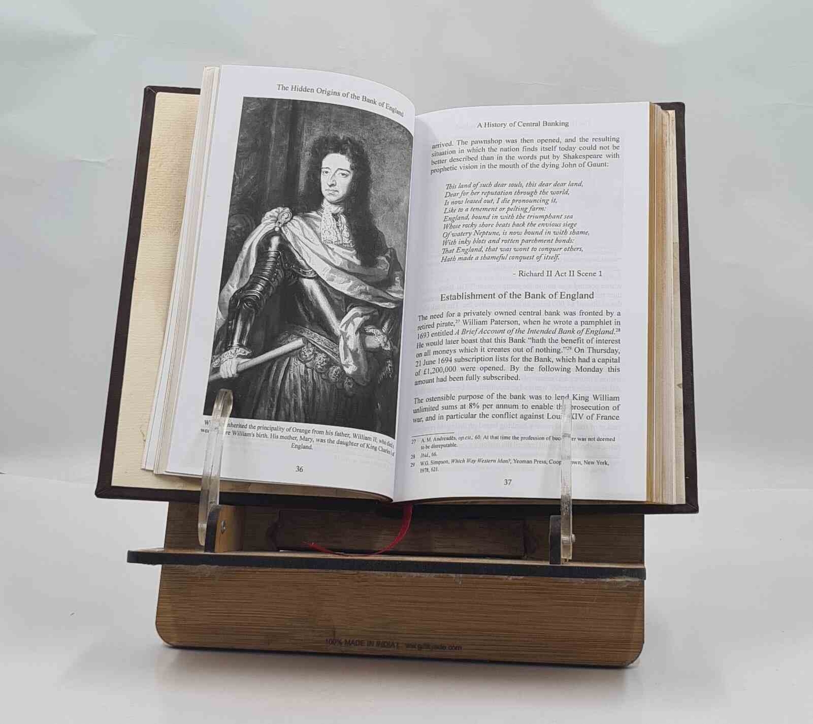 A History Of Central Banking And The Enslavement Of Mank [Premium Leather Bound]