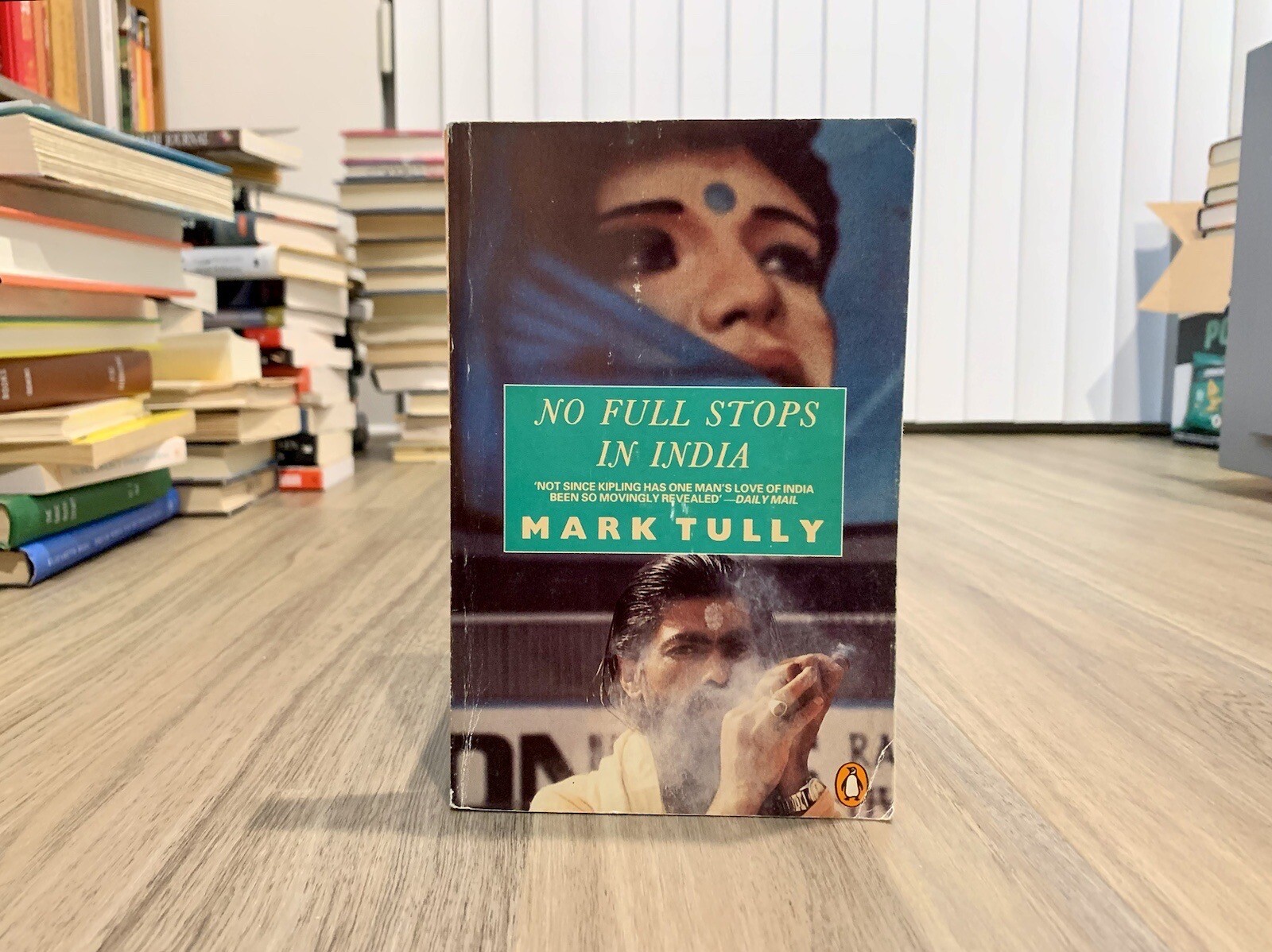No Full Stops in India By Mark Tully (1992, Trade Paperback) *Damaged*