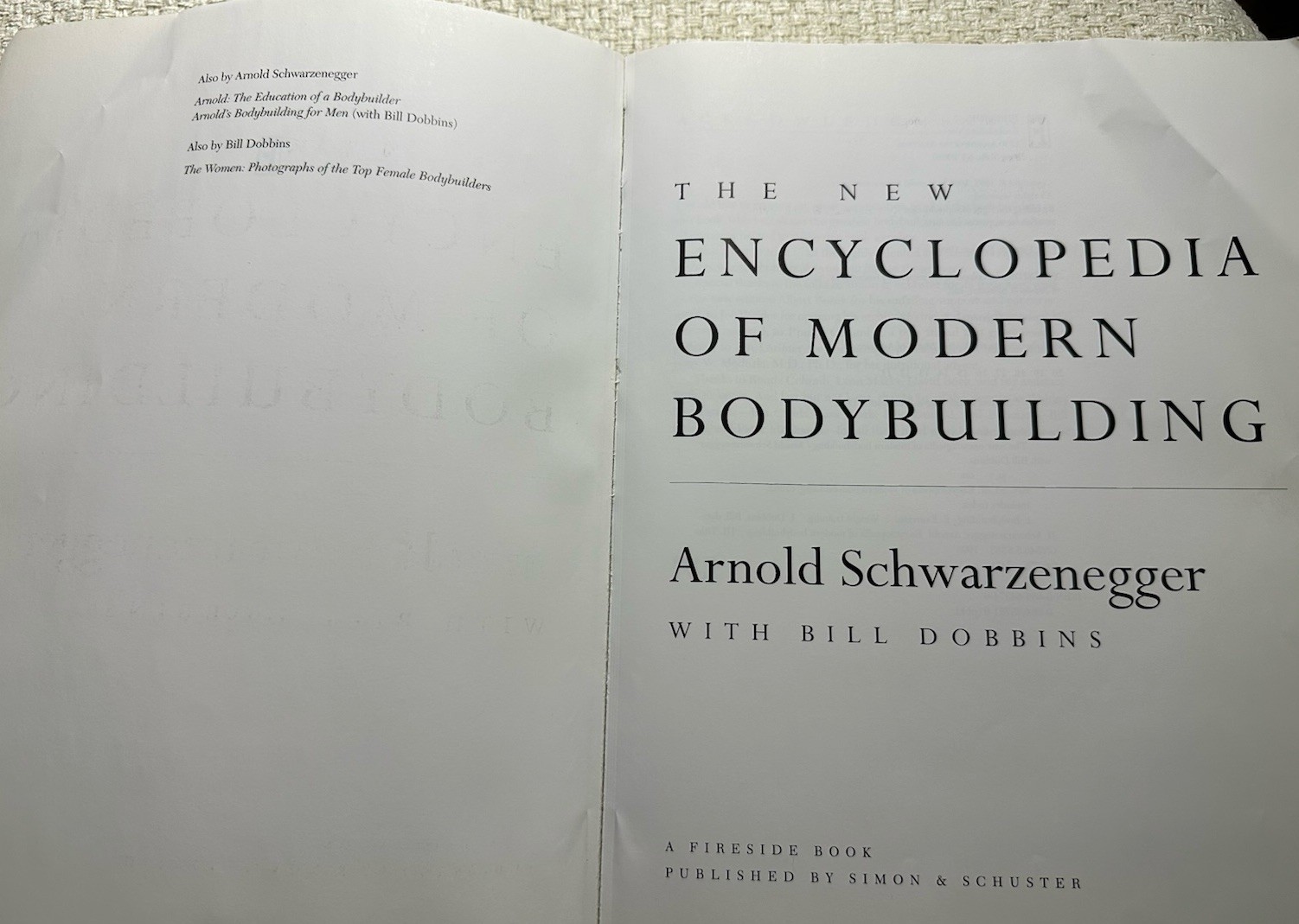 The New Encyclopedia of Modern Bodybuilding by Arnold Schwarzenegger Paperback