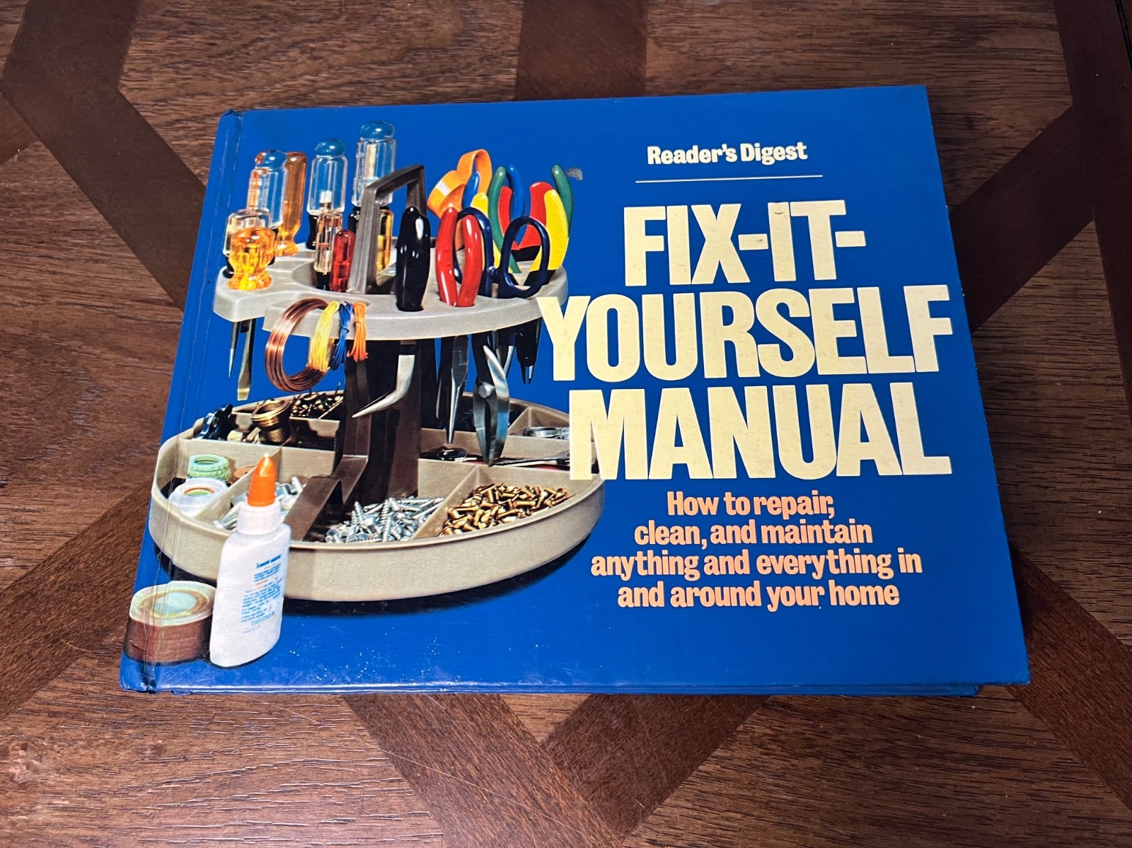FIX-IT-YOURSELF MANUAL Home Repair Hardcover Book VTG ‘77 Small appliances etc