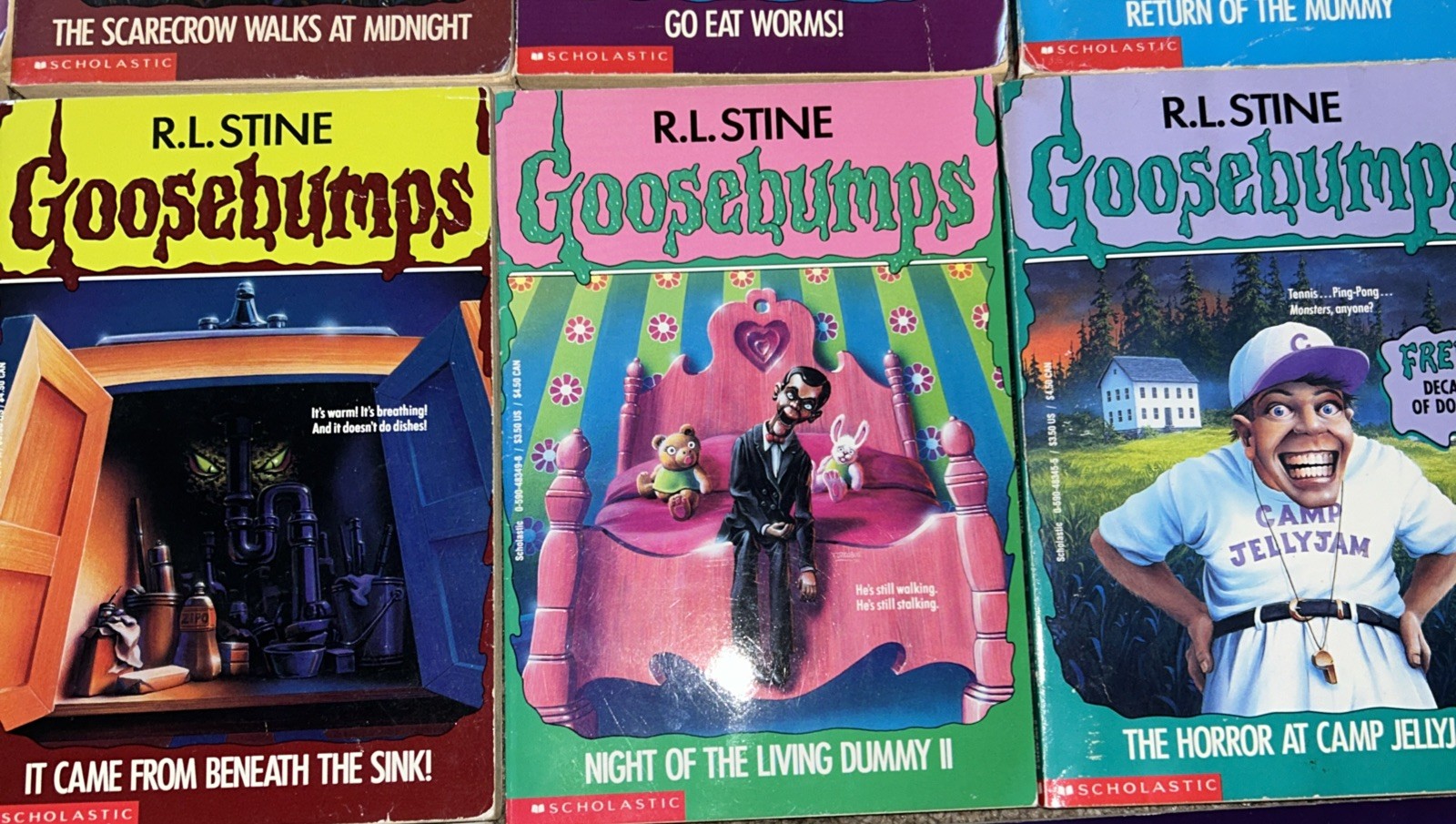 32 Vtg Goosebumps Books by RL Stine – See Pics & Description